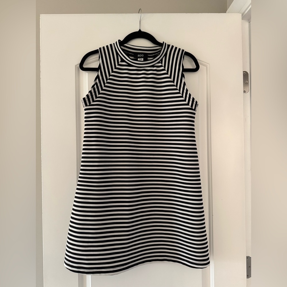 Striped black and white dress